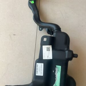 Windshield Washer Fluid Reservoir Tank 2468690020 for Mercedes-Benz A-Class W176 B-Class W246 CLA C117